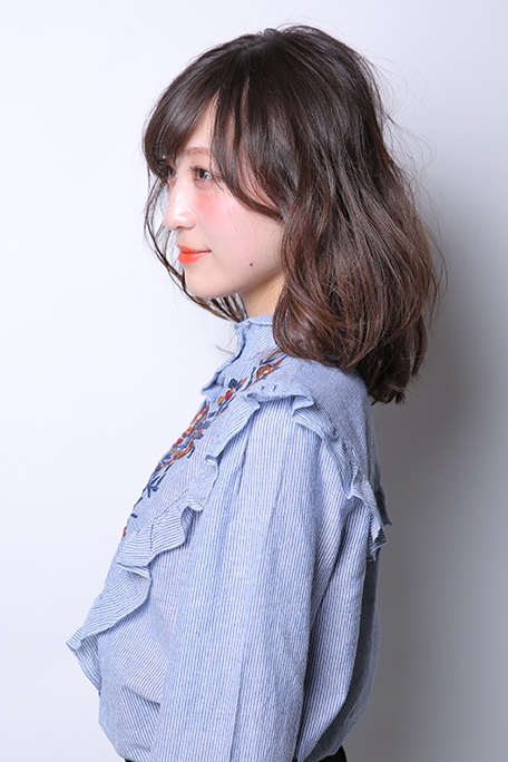☆ラフな質感☆動きと柔らかさのあるパーマミディ